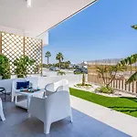 Lemon Tree 1-br With Terrace & Pool In Livadia Lejlighed *