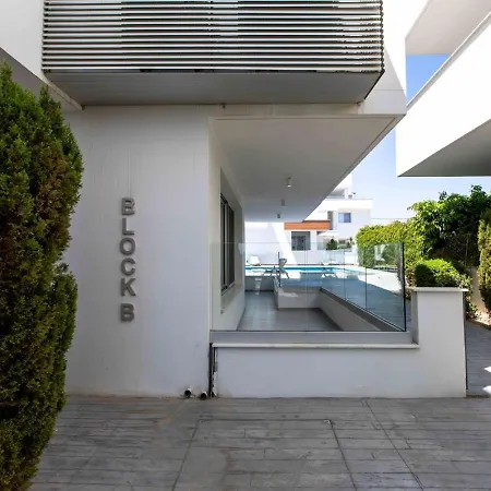 Lemon Tree 1-br With Terrace & Pool In Livadia * Lárnaca